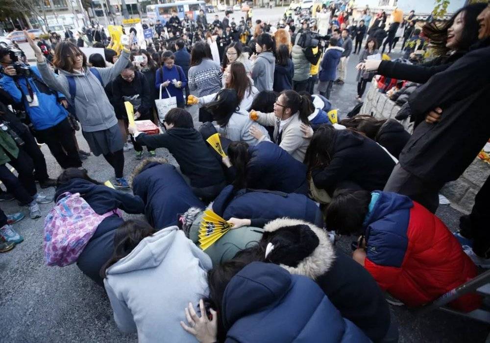 韩国学生_韩国学生枪杀美国学生案件_韩国学生压力有多大