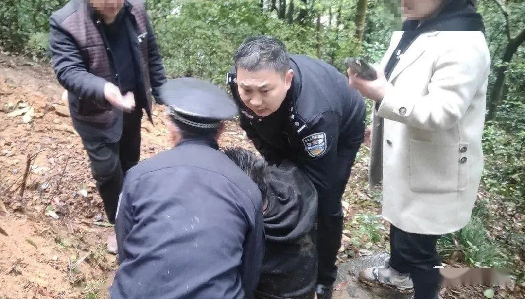 群体社会属性_社会群体_群体社会化发展理论是谁提出的