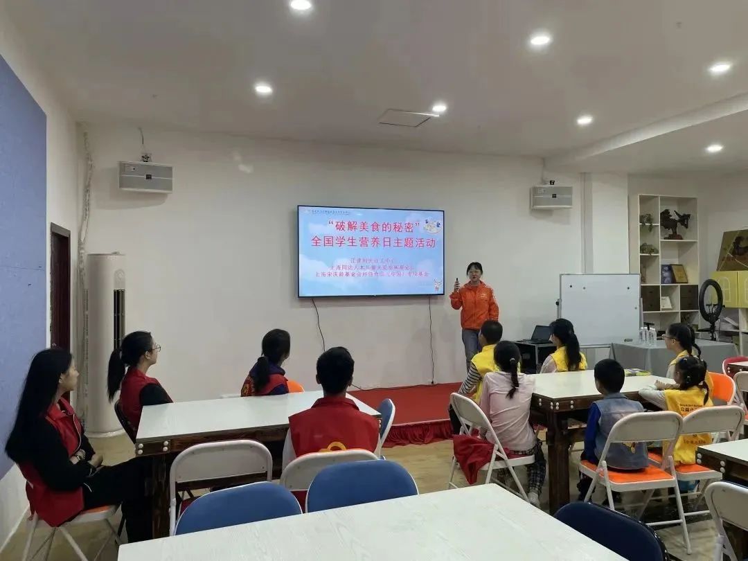 全国学生营养日宣传画_全国学生营养日宣传图片_全国学生营养日