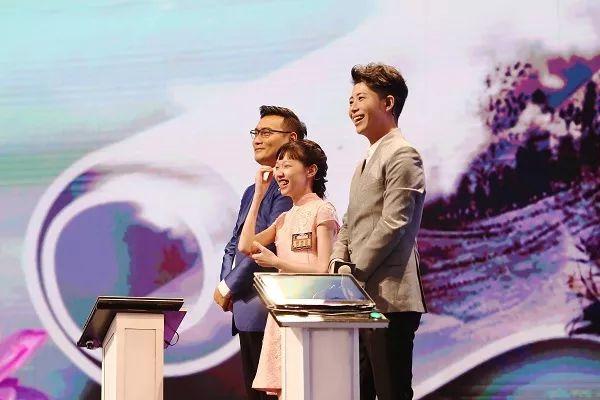 《国学小名士》第二季重磅归来 “飞花令少女”贺莉然以一敌百