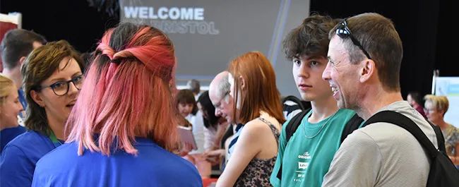 英国学校_英国学校排名前100_英国学校排名前十
