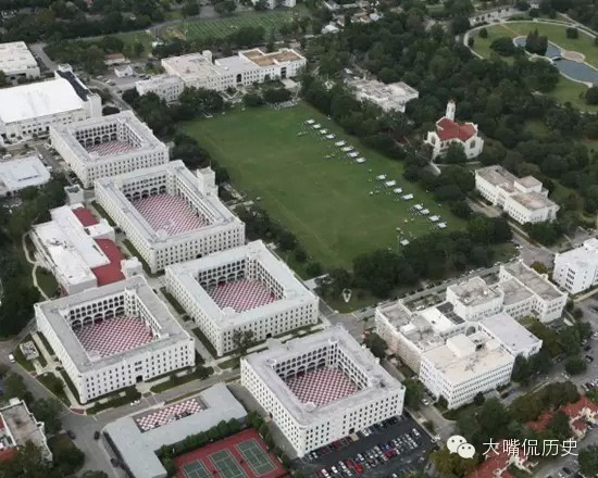 学校美国政治难不难_学校美国白蛾防控方案_美国学校