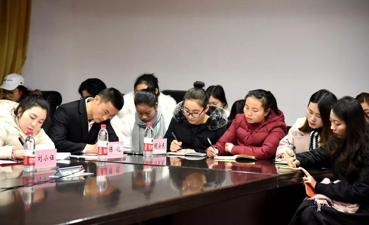 考研文史类要考数学吗_考研文史类国家线_文史类考研