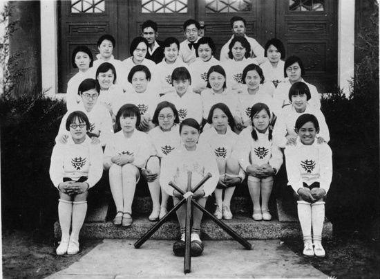 民国时期女大学生罕见美照，看这些照片就足以让现在的大学生汗颜