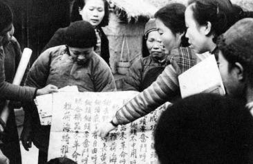 民国时期女大学生罕见美照，看这些照片就足以让现在的大学生汗颜