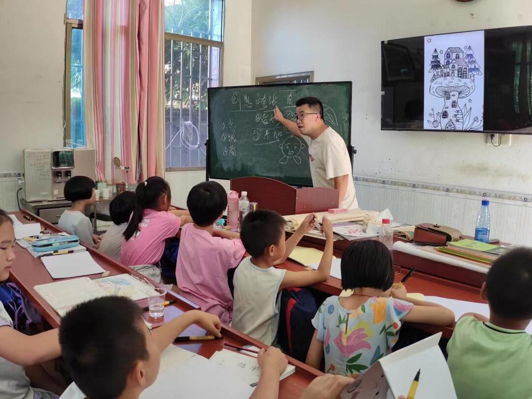 黄龙镇沉水村举办小学生公益国学班