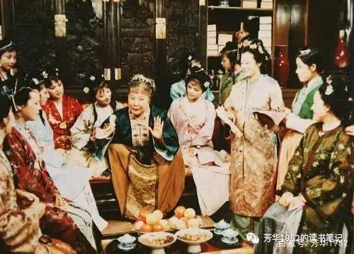 人物红楼梦人物特点一句话_红楼梦人物_人物红楼梦图片