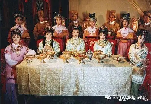红楼梦人物_人物红楼梦图片_人物红楼梦人物特点一句话