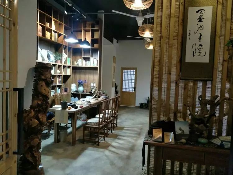 国学教育有哪些课程_教育国学_国学教育机构