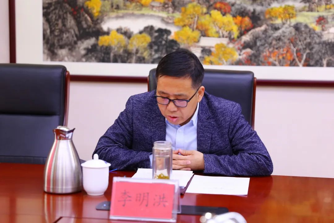市政府参事室举行特约研究员聘任仪式