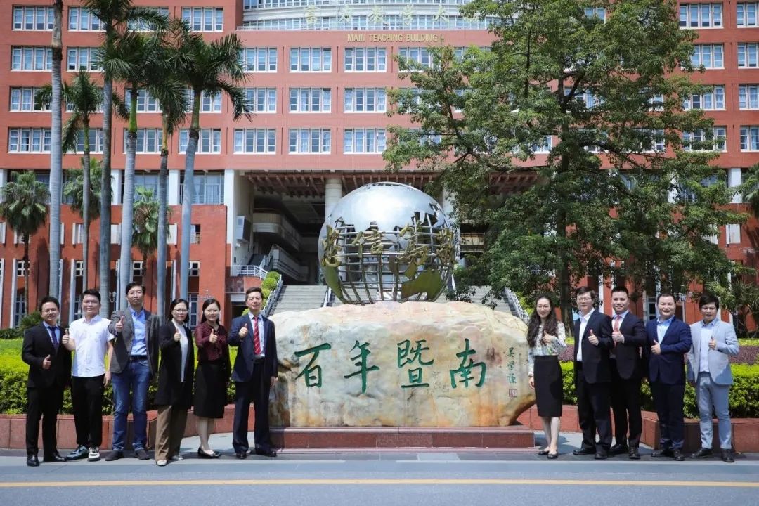 文史哲学包括哪些专业_哲学文史专业包括哪些_哲学文史类
