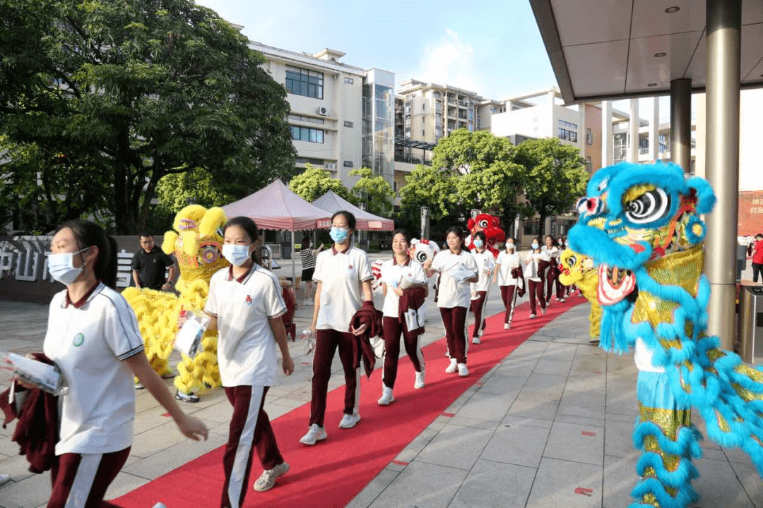 中考社会考生是什么意思_什么叫社会考生中考_中考考生叫社会考生吗