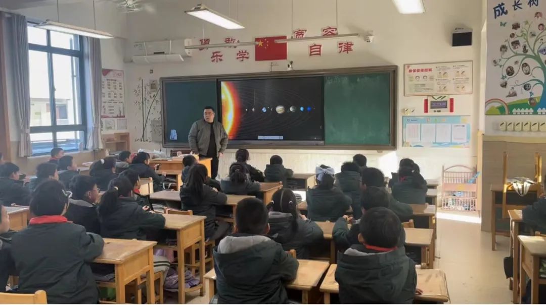 人类探索月亮的历史_人类对月亮的探索历程_人类探索月球奥秘的历史资料