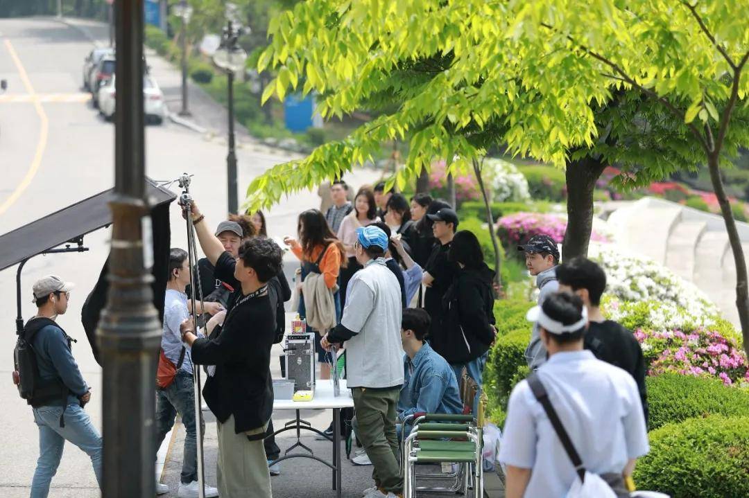 韩国学_韩国学生压力大不大_韩国学生累还是日本学生累