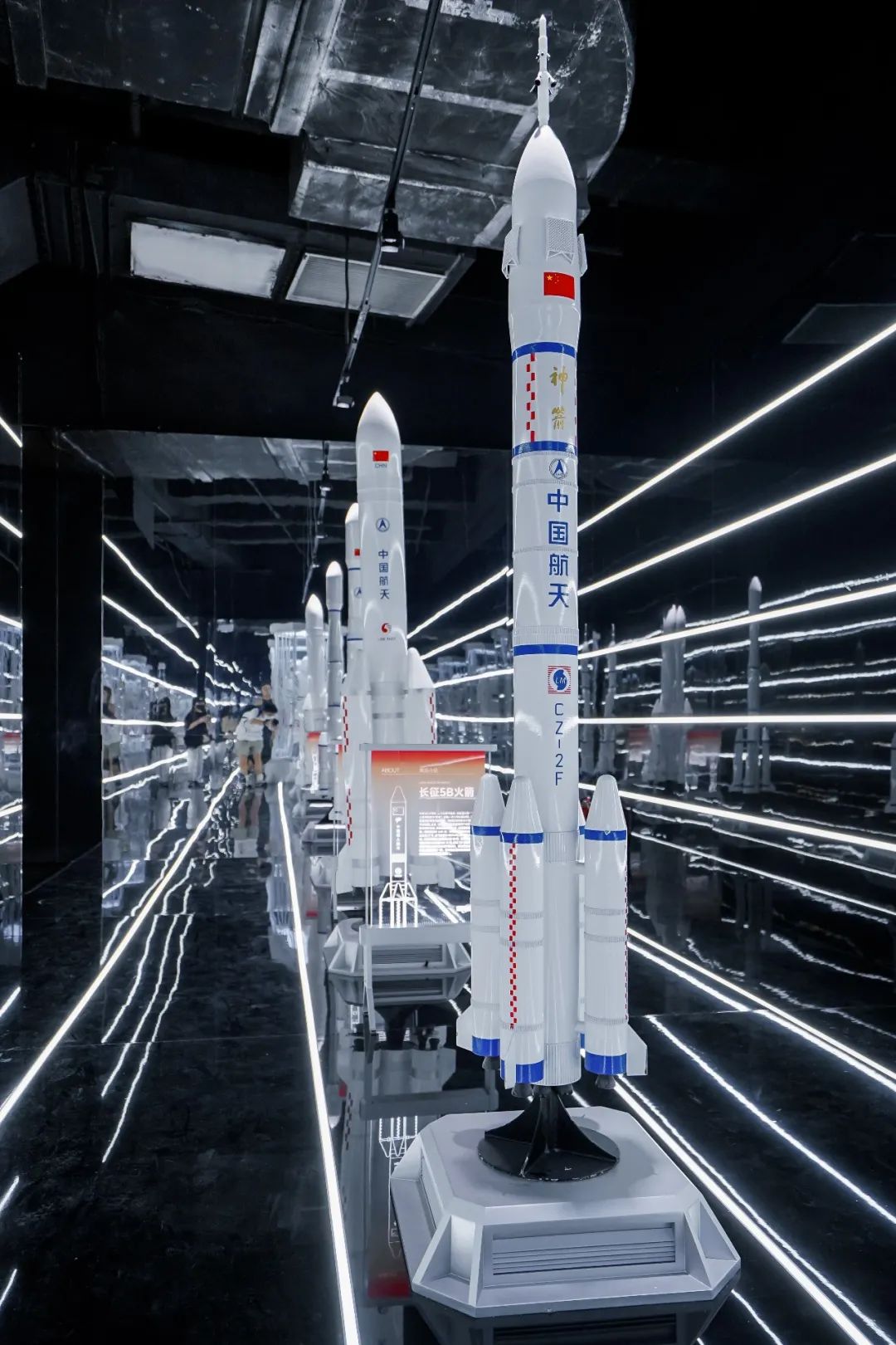 探索宇宙_宇宙探索编辑部深度解读_宇宙探索编辑部在线观看