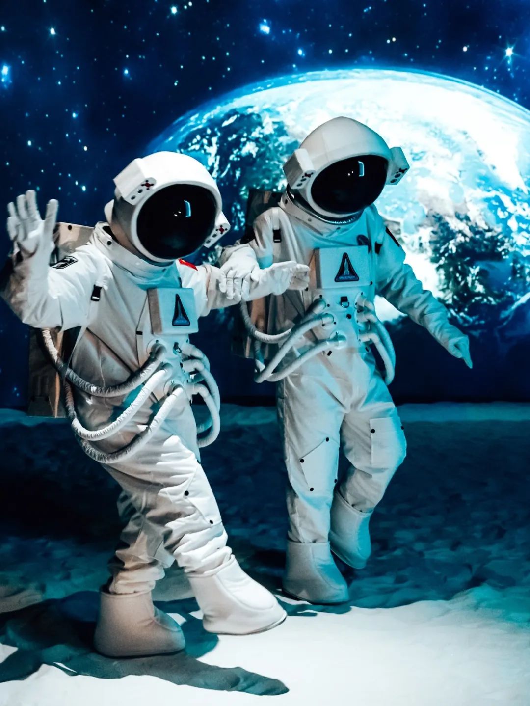 宇宙探索编辑部深度解读_宇宙探索编辑部在线观看_探索宇宙