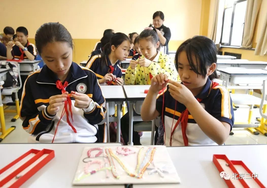 学生国学_国学学生体质健康标准表_国学学生图片