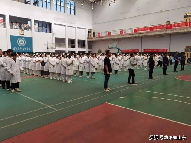 中国学生营养日_中国学生营养与健康的放心品牌_营养学生中国有多少人