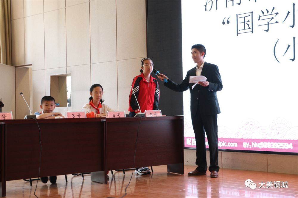 国学学生集体朗诵_国学学生对老师行礼视频讲解_学生国学