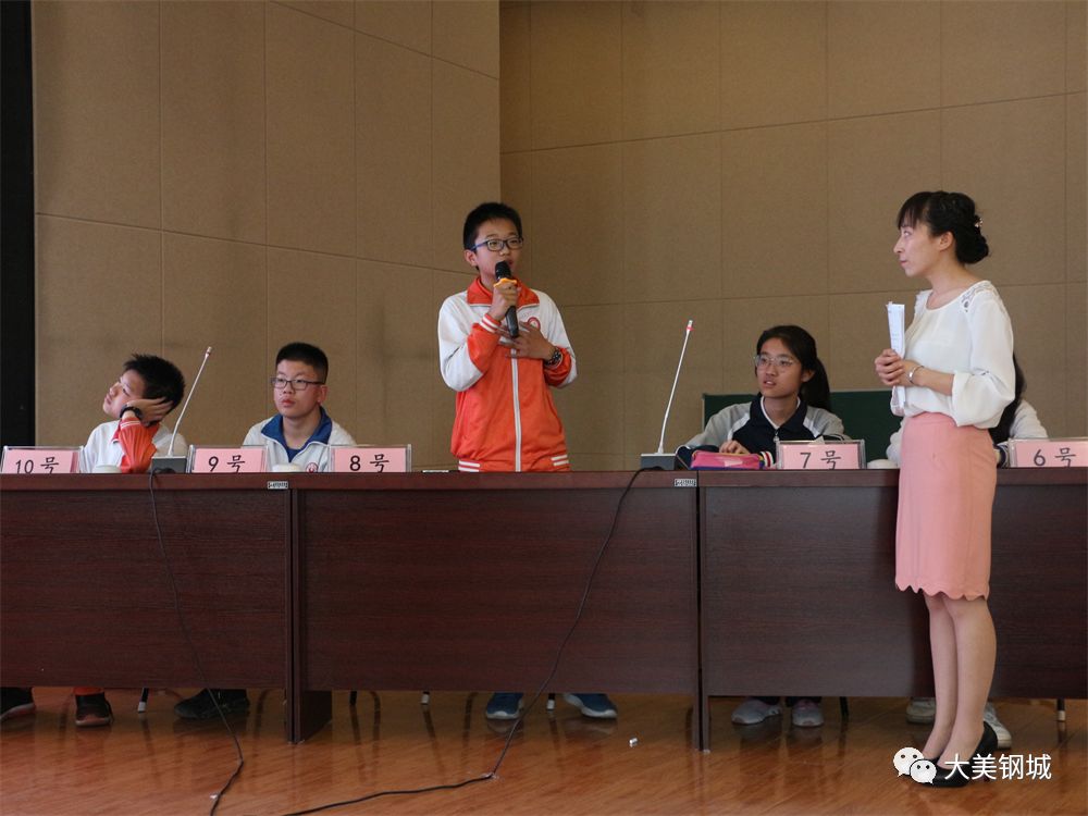 学生国学_国学学生对老师行礼视频讲解_国学学生集体朗诵