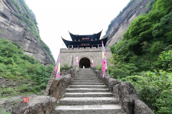 剑门蜀道剑门关风景区