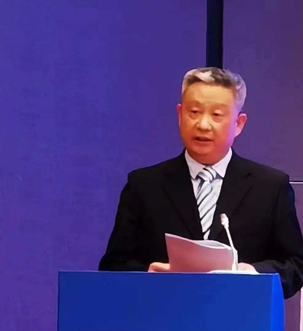新的社会阶层人士标语_新的社会阶层人员_新的社会阶层人士发言