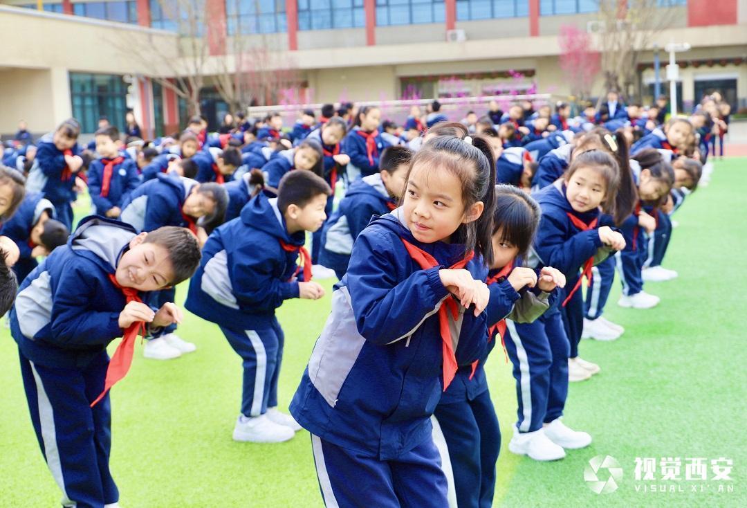 国学操_国学操天地玄黄台词_国学操广播体操