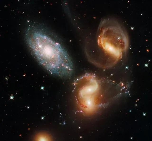 宇宙探索编辑部_宇宙探索编辑部在线观看_宇宙探索