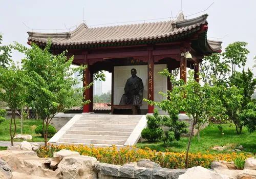 近代名人励志故事_近代历史同名名人_近代历史名人丘逢甲是哪里人