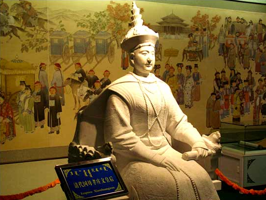 孝庄多尔衮之间真实的吗_历史上的多尔衮和孝庄_孝庄多尔衮之死