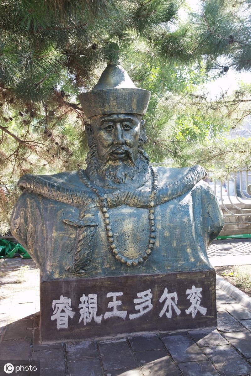 历史上的多尔衮和孝庄_孝庄多尔衮之间真实的吗_孝庄多尔衮之死