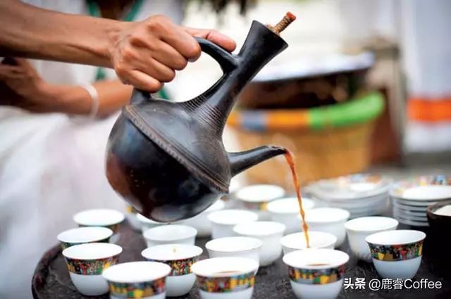 咖啡的起源与历史_起源咖啡历史背景_咖啡起源时间有多久