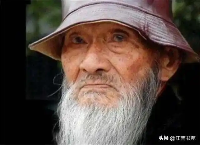 133岁“中国长寿之王”：抽烟喝酒守“8诀”，独身却“五世同堂”