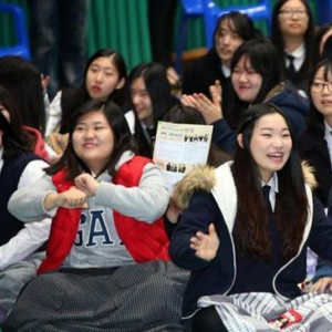 韩国学生压力有多大_韩国学生_韩国学生累还是日本学生累