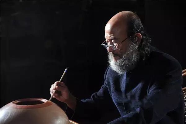 建水县历史名人_建水十大历史文化名人_建水名人故居