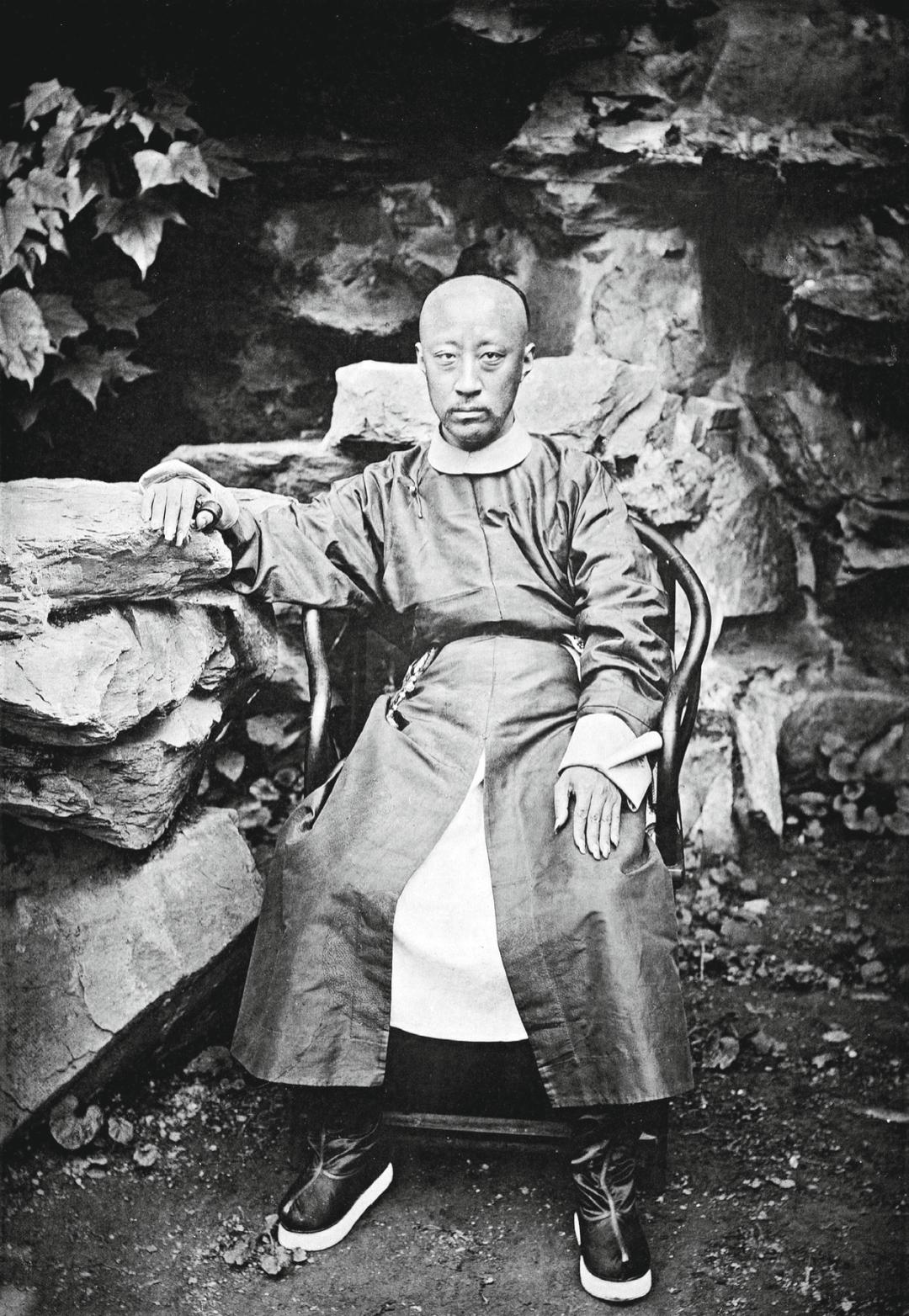 李鸿章历史人物介绍_历史人物李鸿章_人物李鸿章历史背景