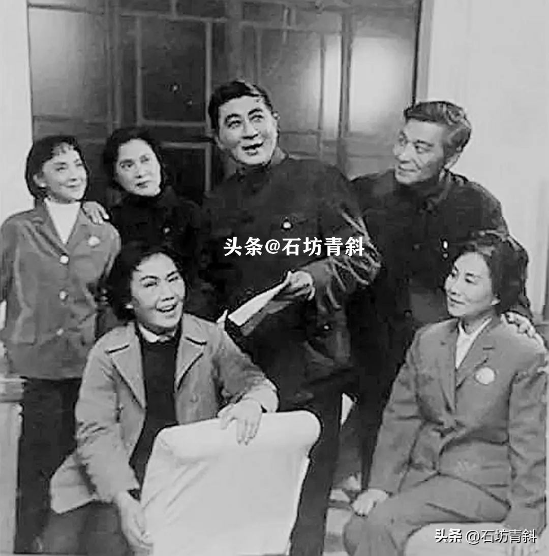 周公解梦梦见人哭_梦见人死了压成泥状_梦见人物