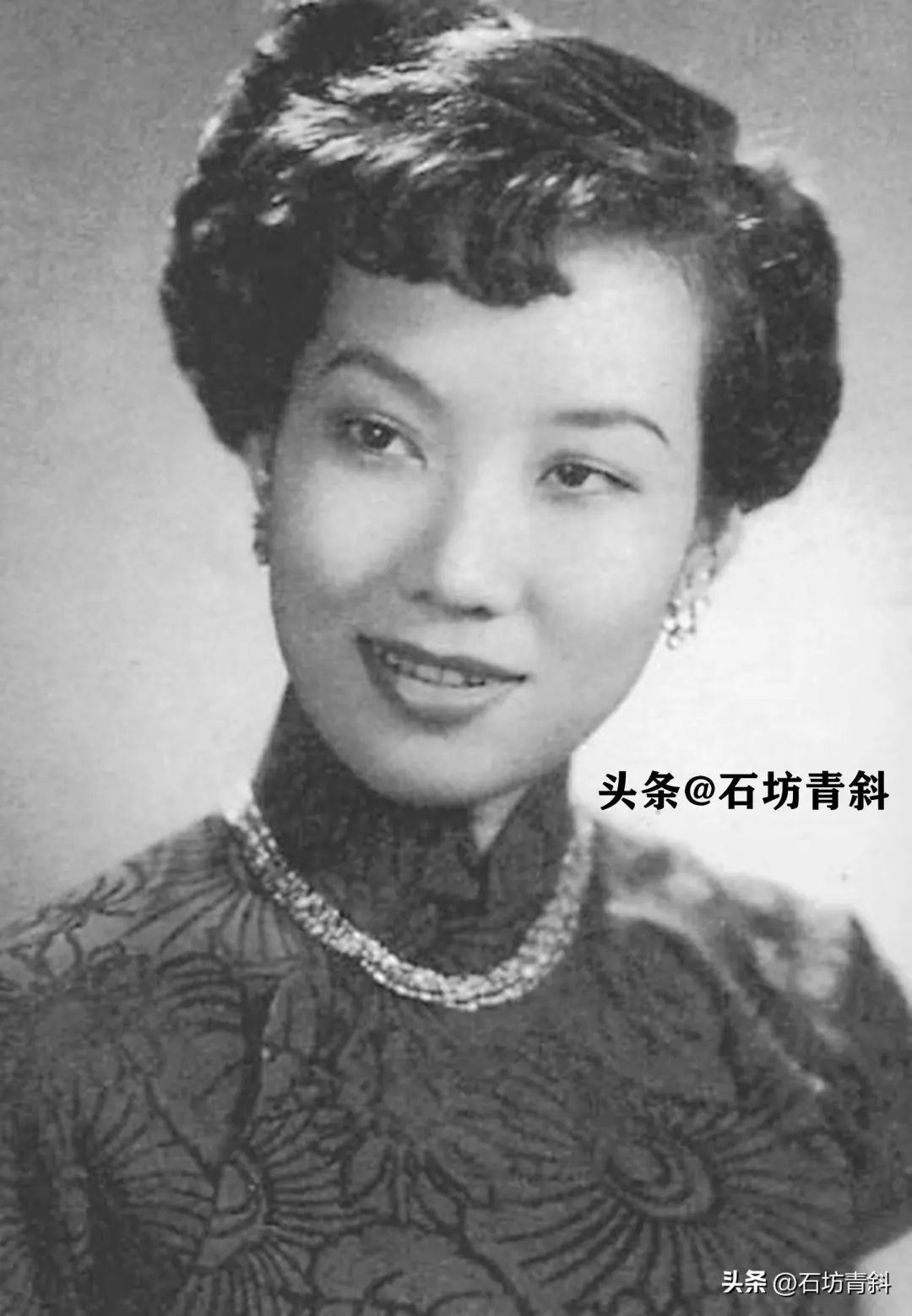 梦见人死了压成泥状_梦见人物_周公解梦梦见人哭