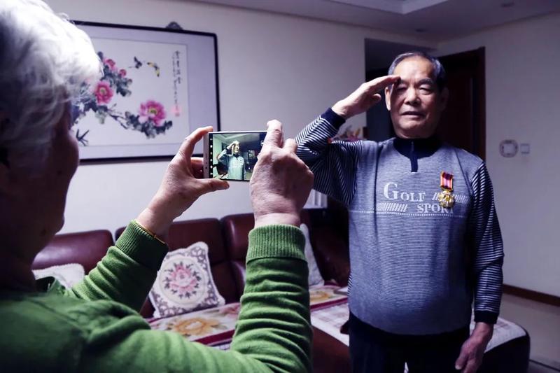 抗美援朝英雄人物事迹简介_英雄事迹抗美援朝_抗美援朝人物事迹材料
