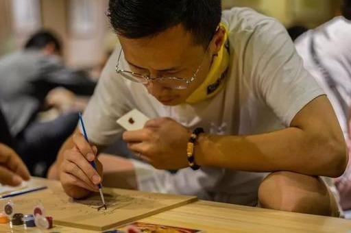 敦煌莫高窟的研究_敦煌莫高窟史研究书籍_敦煌历史与莫高窟艺术研究