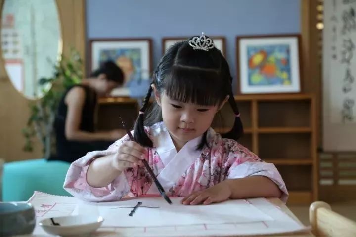 国学幼儿园主要学什么_国学幼儿园宣传图片_国学幼儿园