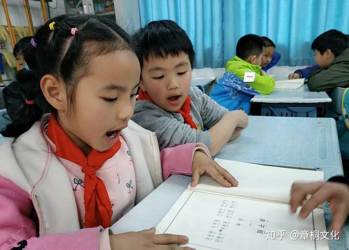 国学学生是国家培养的吗_学生国学_国学学生集体朗诵