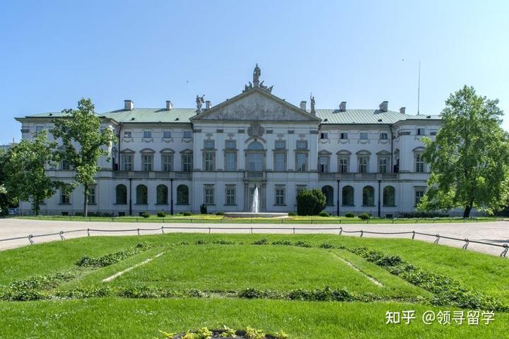 美国学_学美国英语还是英国英语_西北大学美国