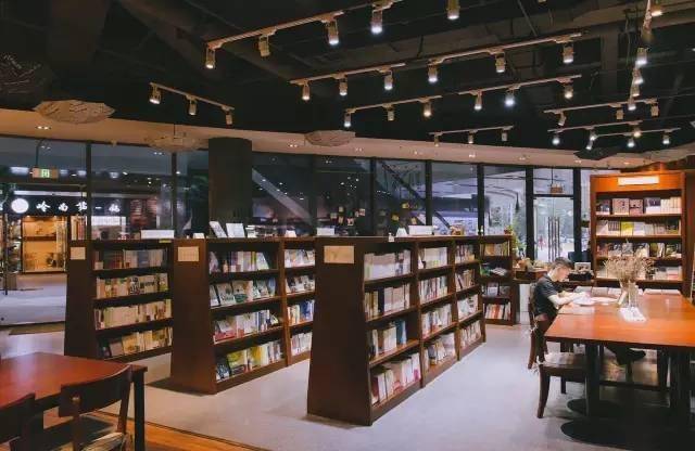先锋文史书店_先锋书店工作_关于先锋书店的文艺句子