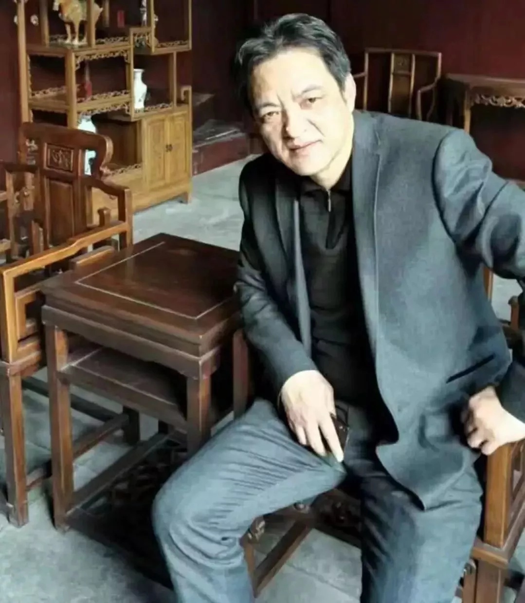易康中篇小说《恶水之桥》荣登2018年度中国小说排行榜