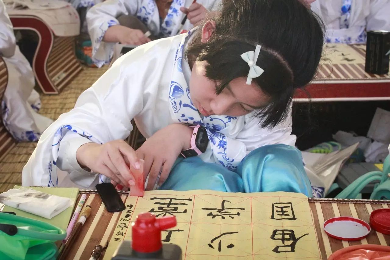 少儿国学杂志_少儿国学_少儿国学经典诵读视频