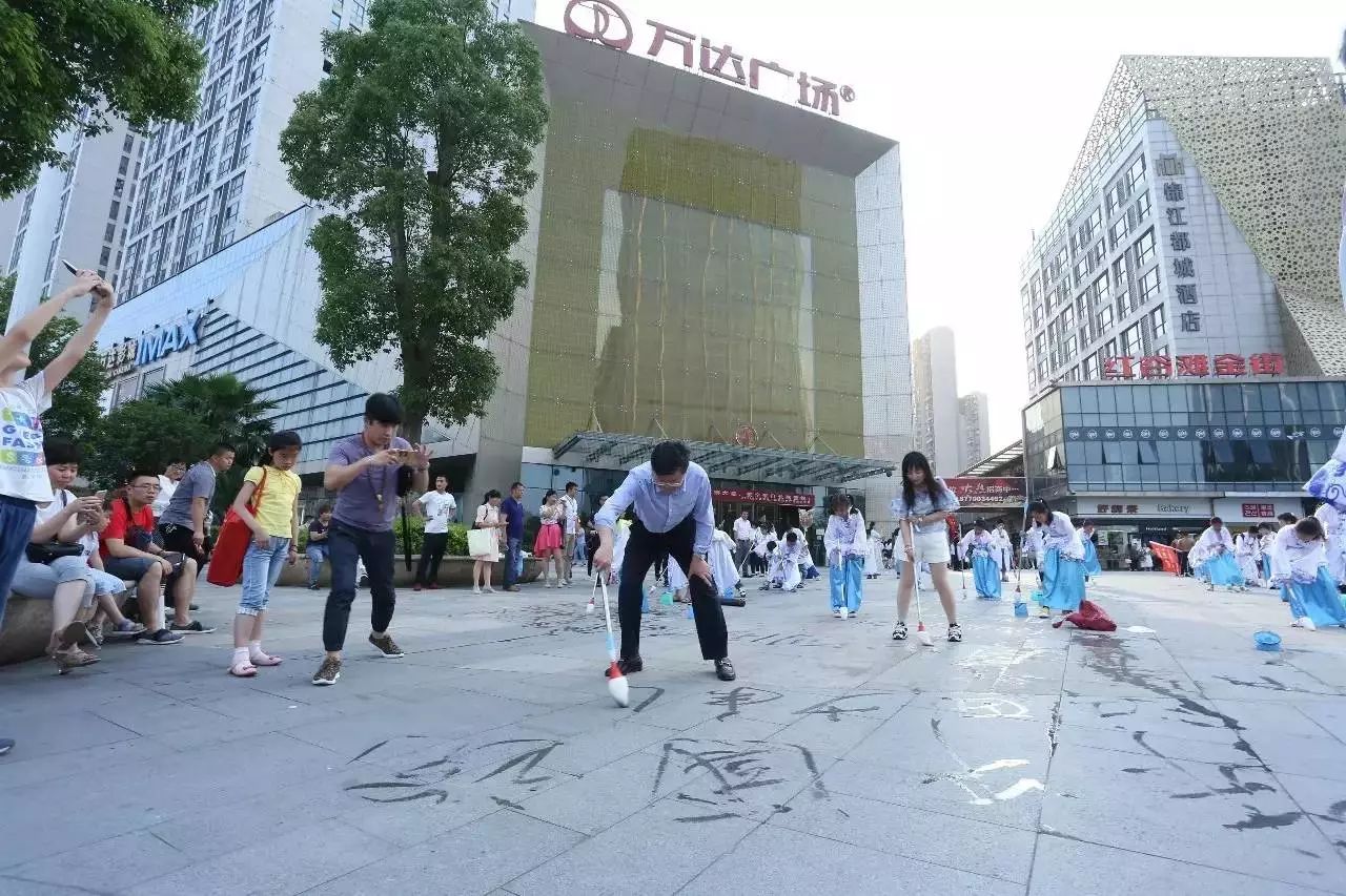 少儿国学杂志_少儿国学经典诵读视频_少儿国学