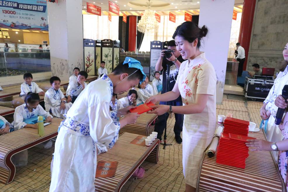 少儿国学杂志_少儿国学经典诵读视频_少儿国学