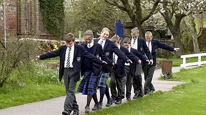 英国学校放假时间_英国学校春节放假吗_英国学校