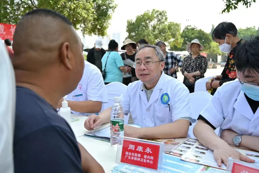 营养学生中国有多少人_中国学生营养日_中国学生营养与健康示范学校